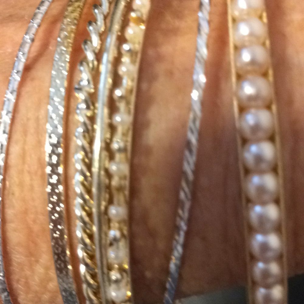 3/10 Pearls and Mixed Metals Bangle Bracelets - Picture 2 of 4